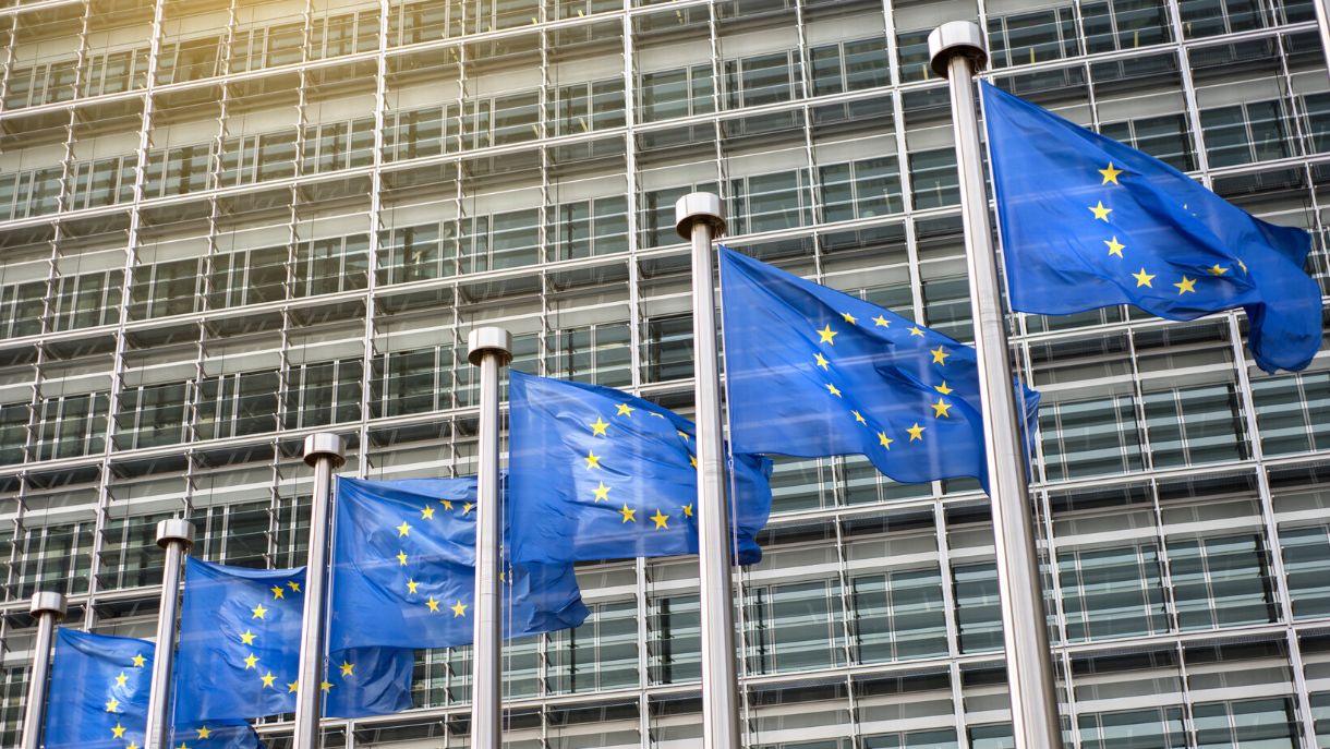EU Flaggen vor dem Berlaymont