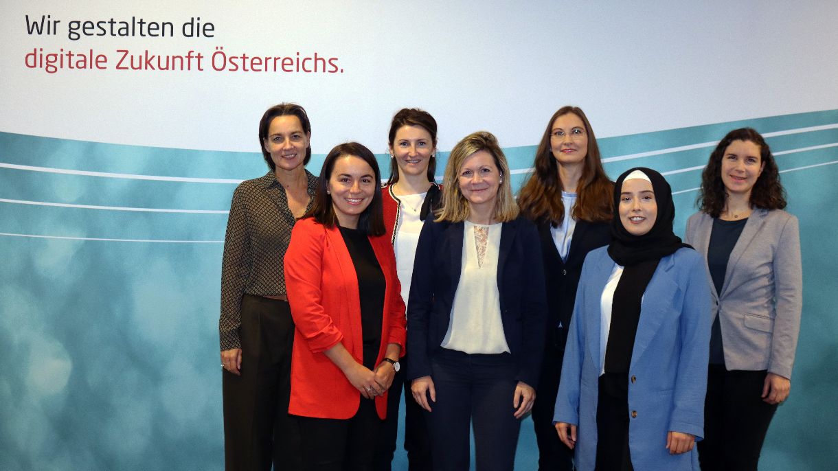 Gruppenfoto der Sprecherinnen der BRZ FemCareer Night